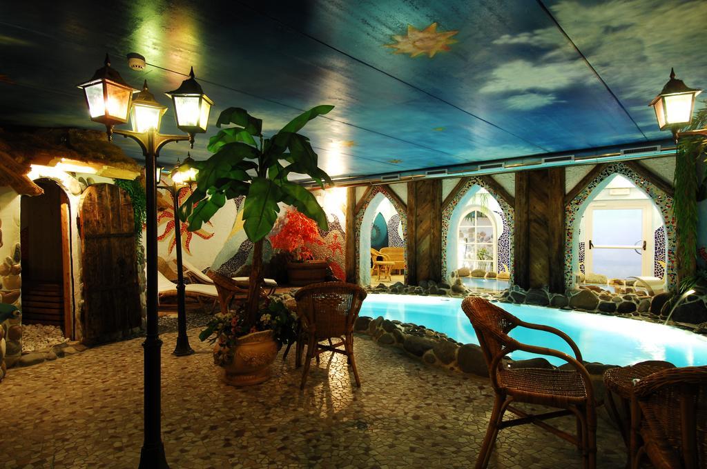 Hotel Ancora Castello-Molina di Fiemme Exteriör bild