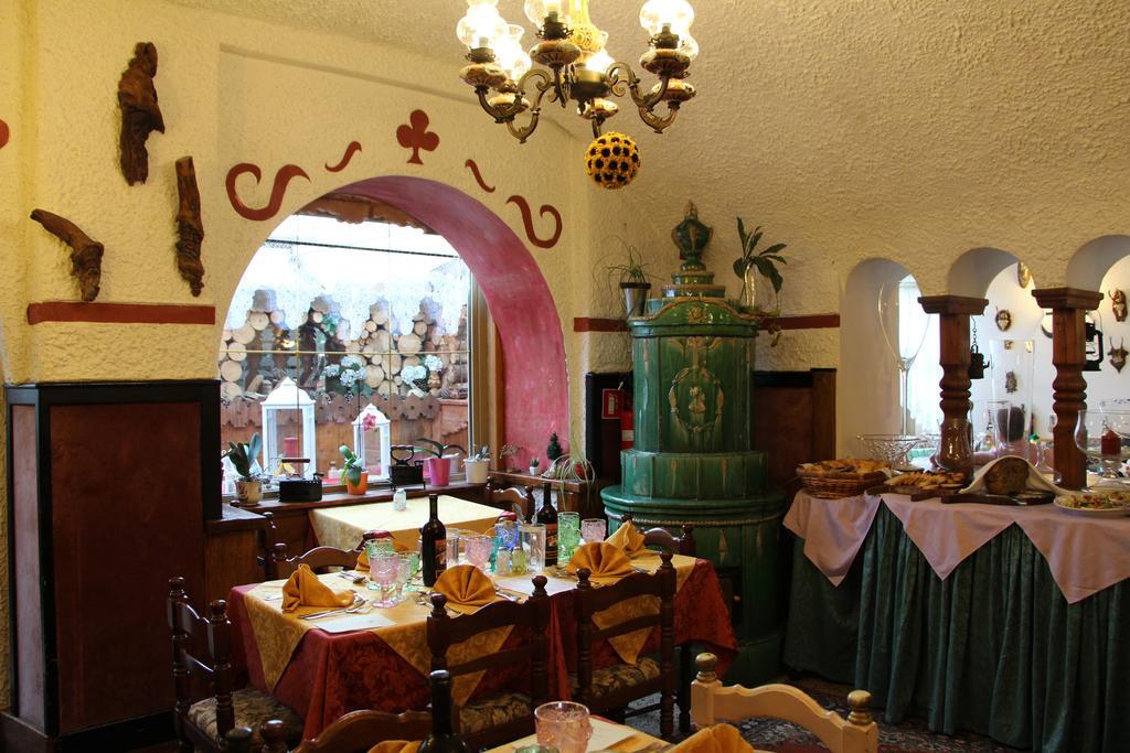 Hotel Ancora Castello-Molina di Fiemme Exteriör bild