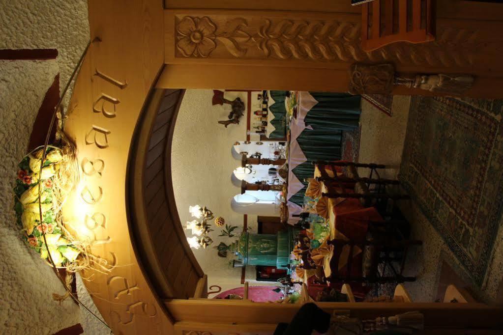 Hotel Ancora Castello-Molina di Fiemme Exteriör bild